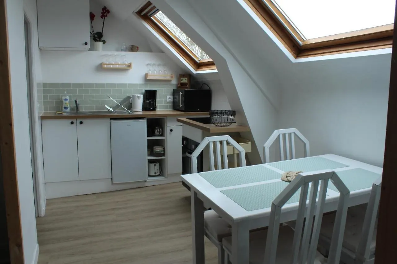 Appartement Pratique Et Cosy Lanvallay Apartman