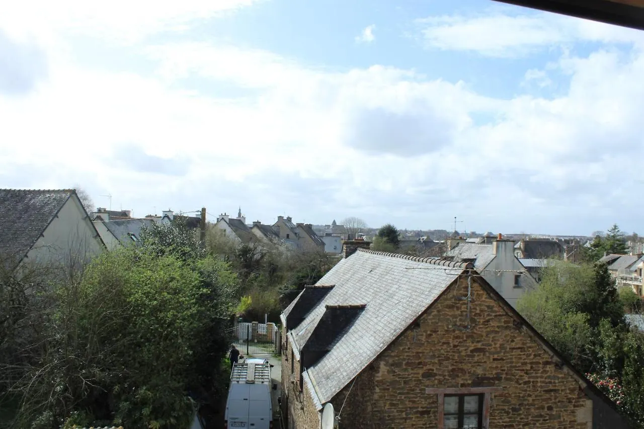 Appartement Pratique Et Cosy Lanvallay 0*,  France